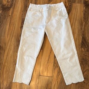 Liz Claiborne Women's Cropped White Jeans